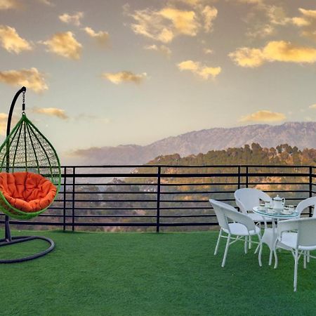 Mystic Kasauli I Pvt Balcony I Peacefull Area I Serviced Apt I By Exotic Stays Eksteriør bilde